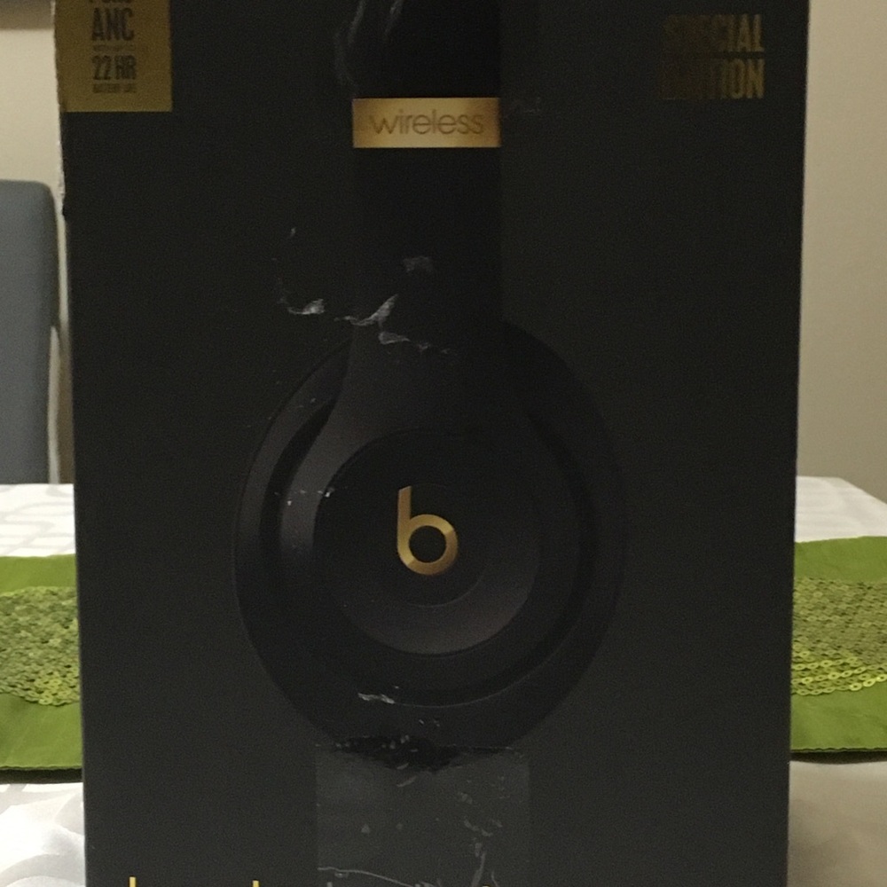 Beats studio 3 Special Edition
